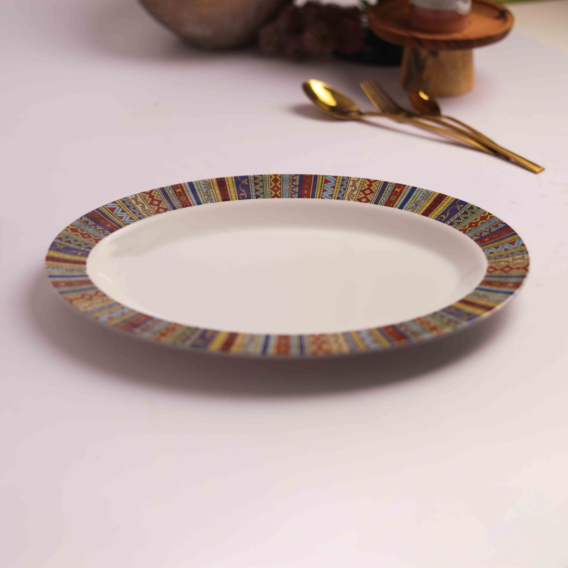 Oval Plate