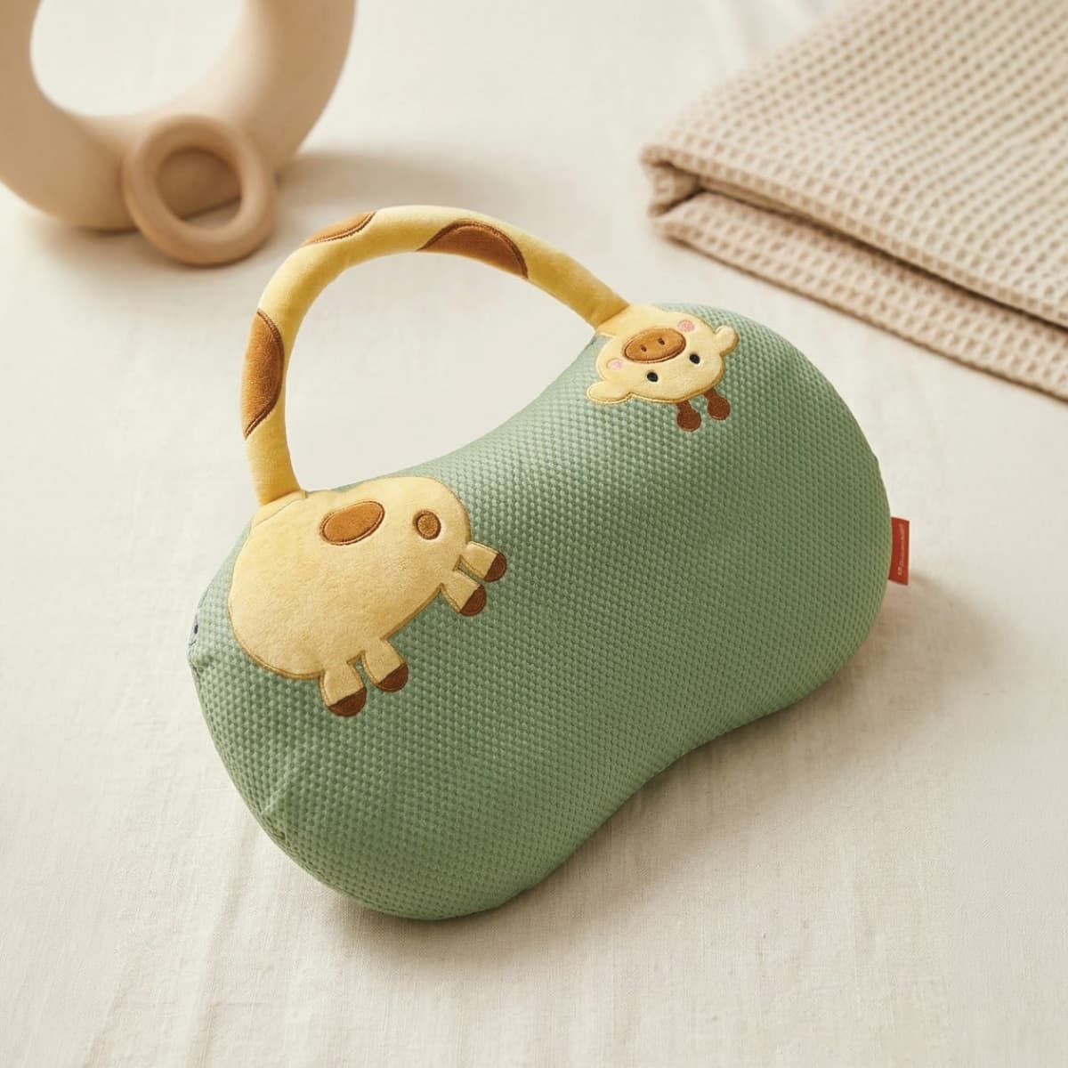 Product Image 5604000065943 (Slot 1)