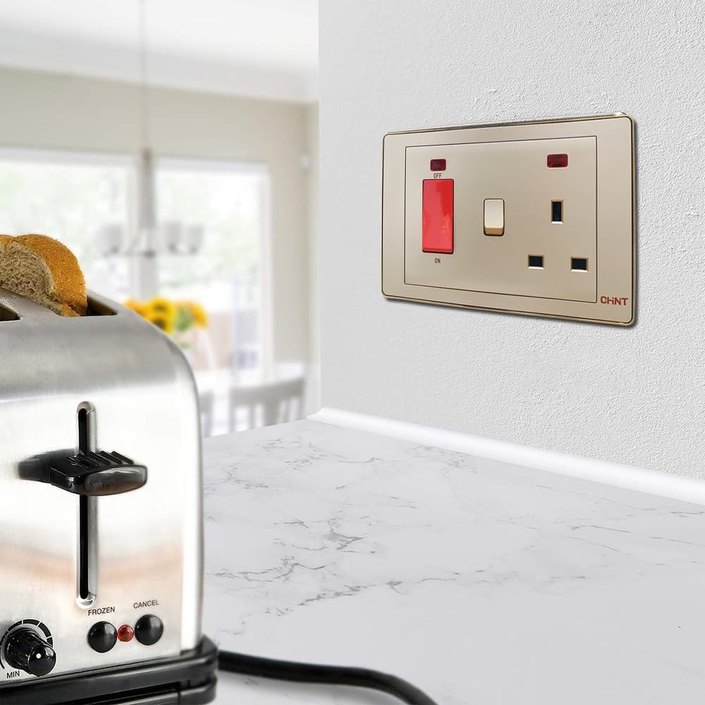 Switc Cooker Switch & Skt 10Y